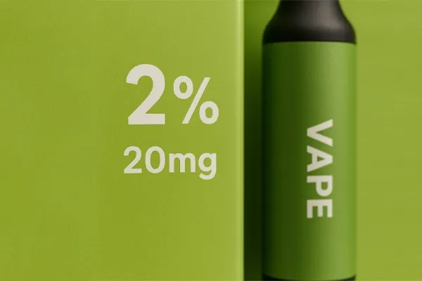 Grünes Vape-Gerät mit der Aufschrift "VAPE" und Angabe der Nikotinstärke von 2% bzw. 20mg.